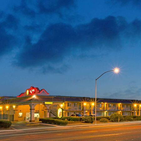 מלון Super 8 By Wyndham Tucson Downtown Convention Center מראה חיצוני תמונה