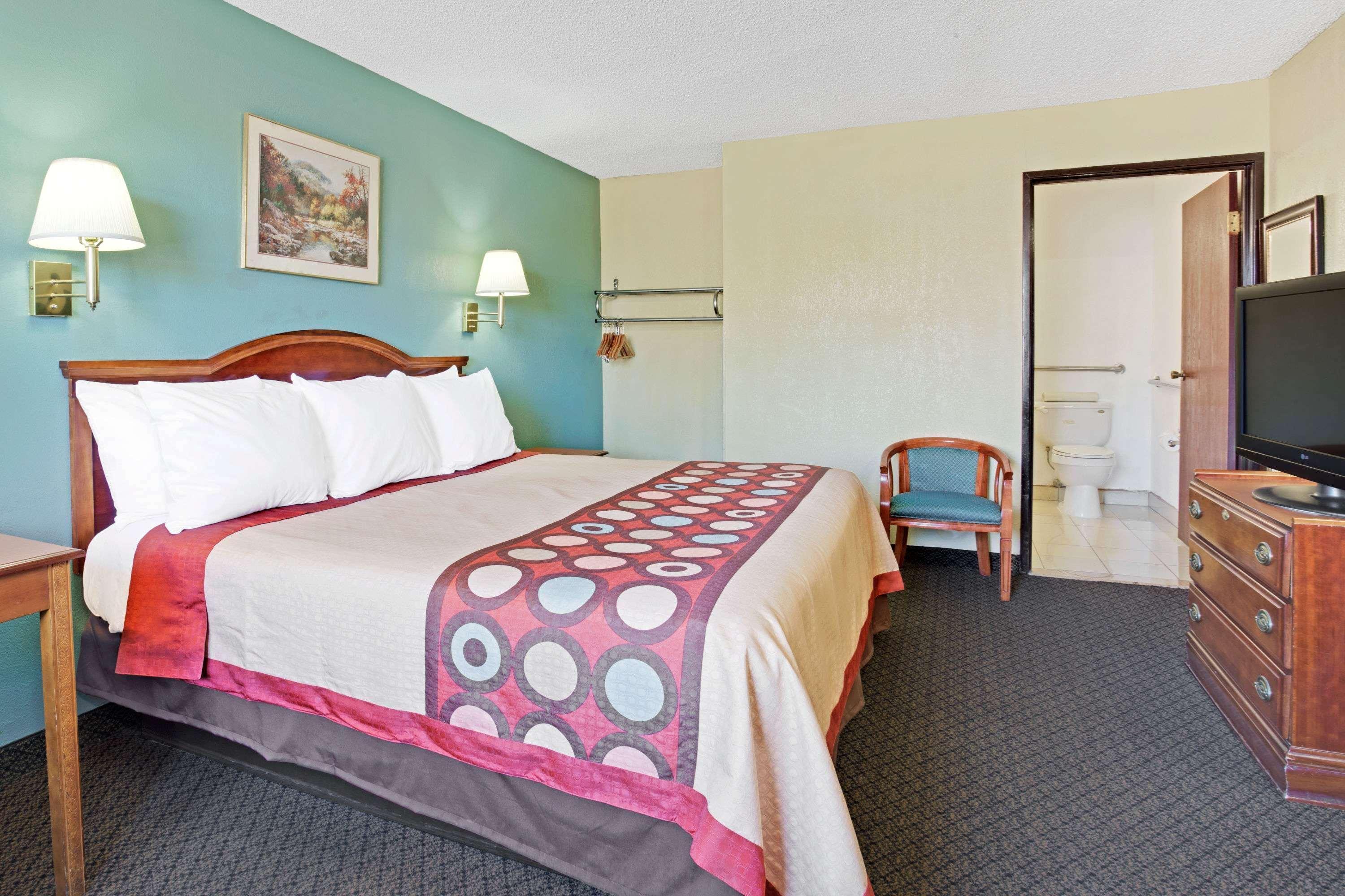 מלון Super 8 By Wyndham Tucson Downtown Convention Center מראה חיצוני תמונה