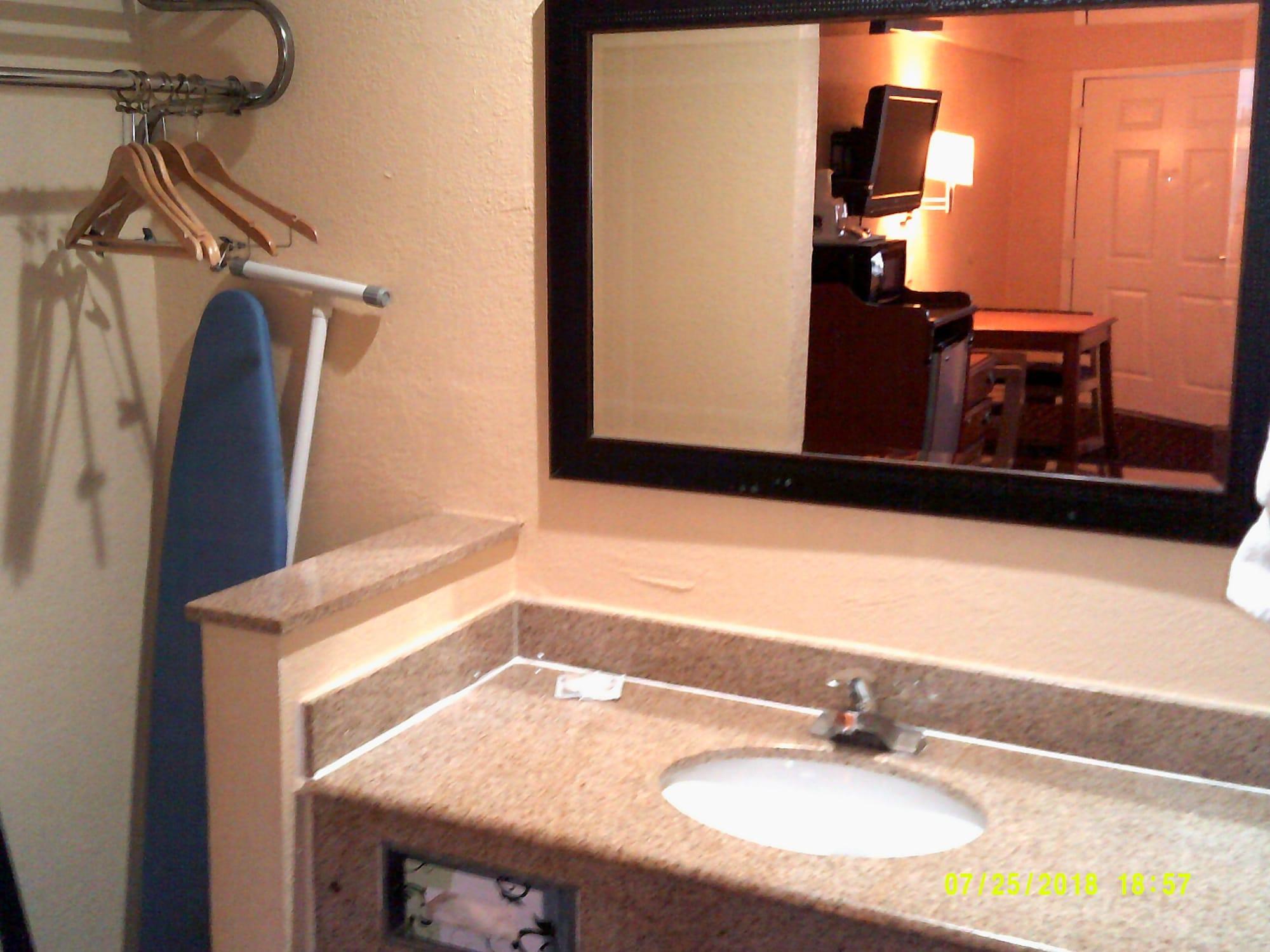 מלון Super 8 By Wyndham Tucson Downtown Convention Center מראה חיצוני תמונה