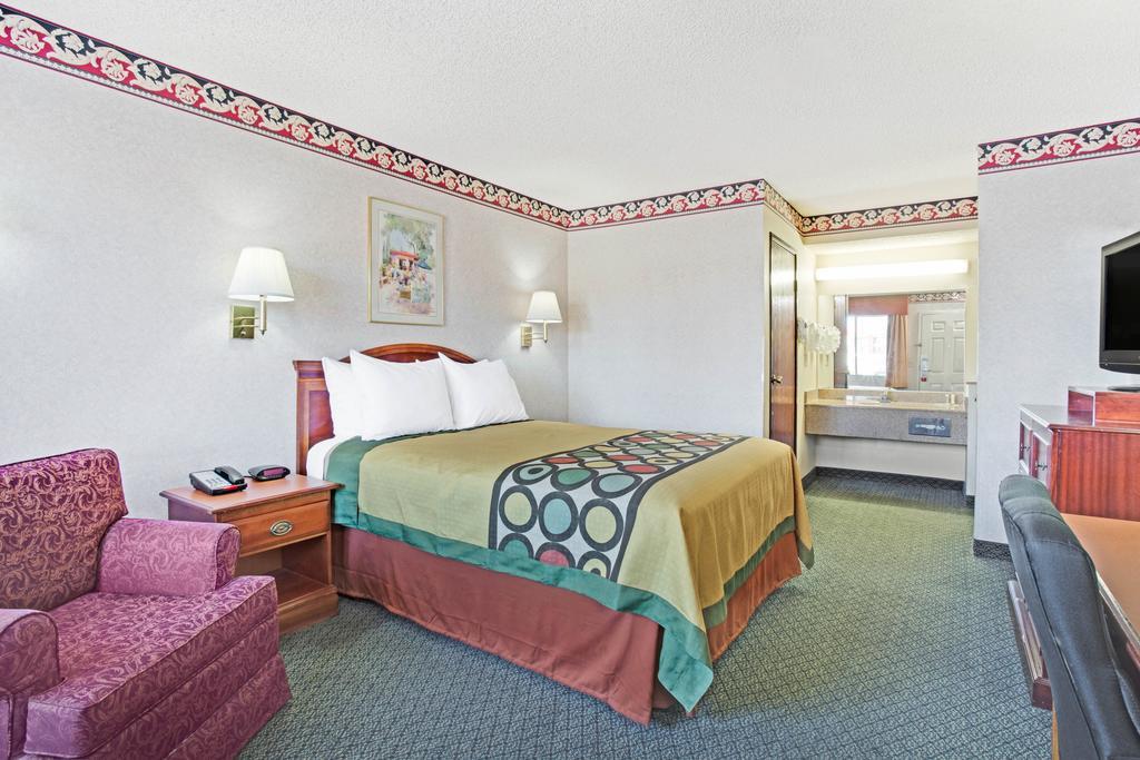 מלון Super 8 By Wyndham Tucson Downtown Convention Center מראה חיצוני תמונה